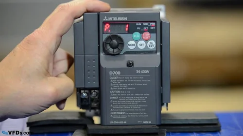 Mitsubishi VFD FR-D720S-070-E16